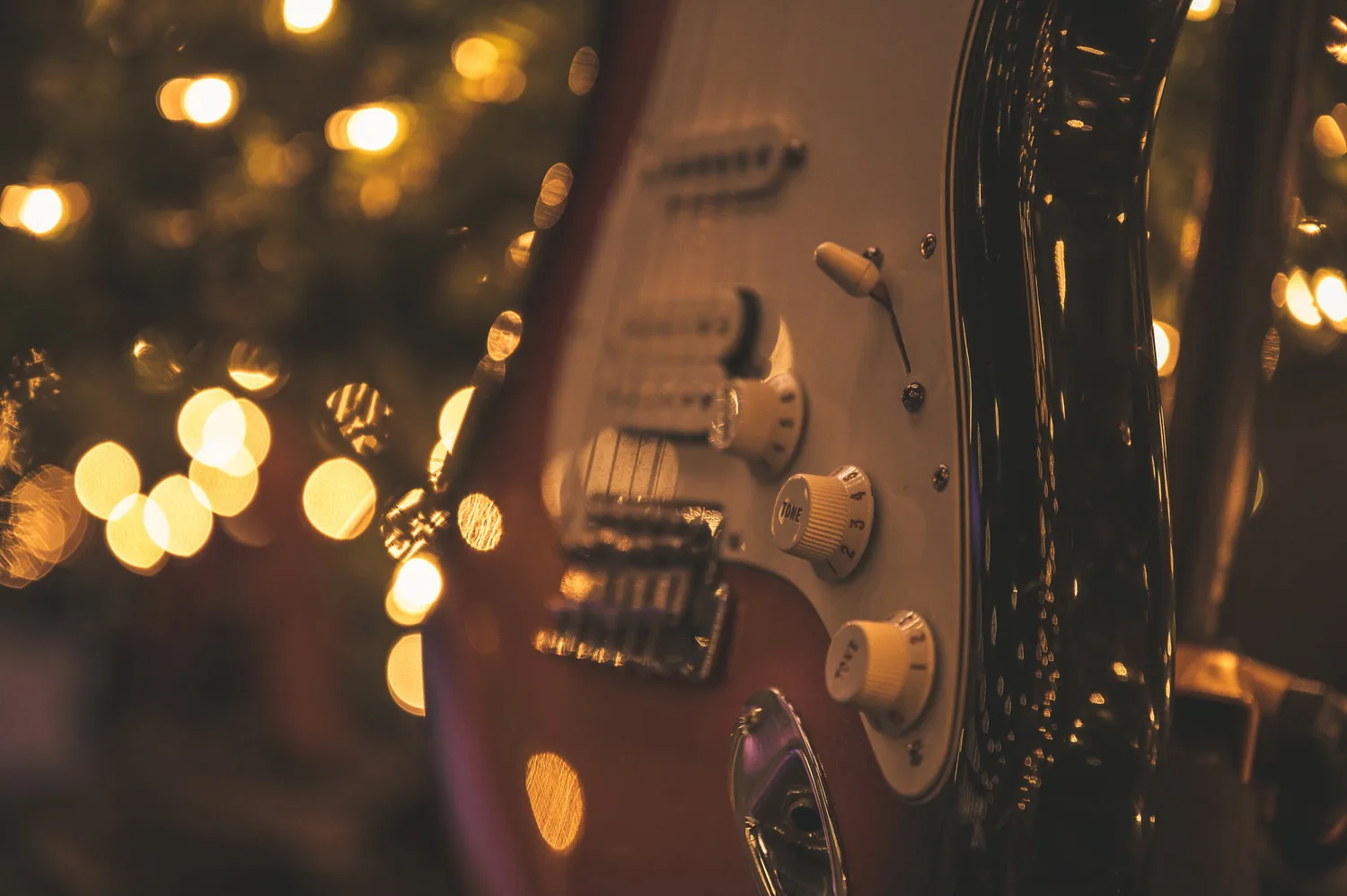 Что подарить гитаристу? Идеи подарков на любой бюджет (часть 2)