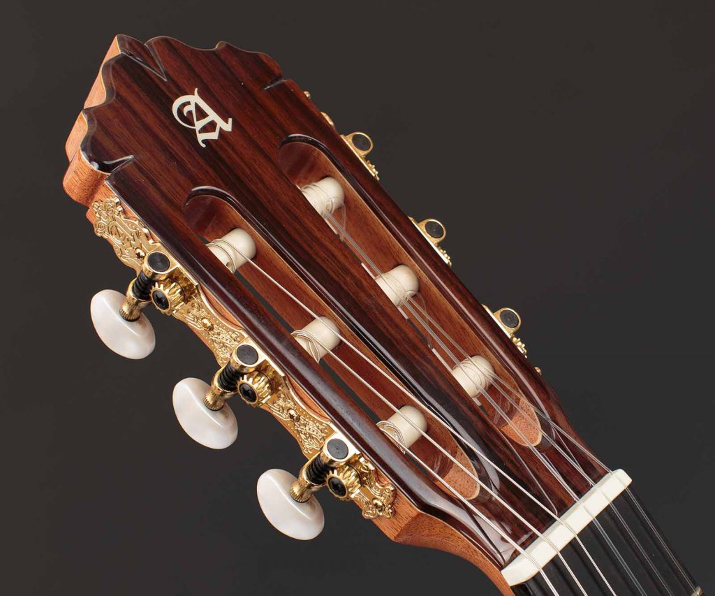 alhambra-5p-headstock-1600