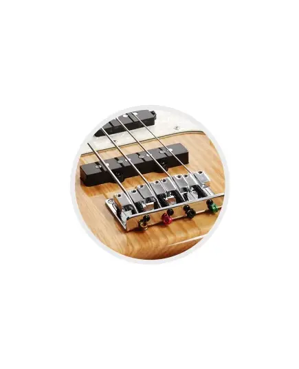 Бас-гитара Sire Marcus Miller P7 4st Swamp Ash WB (с чехлом)